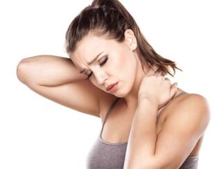 ក្មេងស្រីមានជំងឺ steochondrosis នៃកញ្ចឹងក